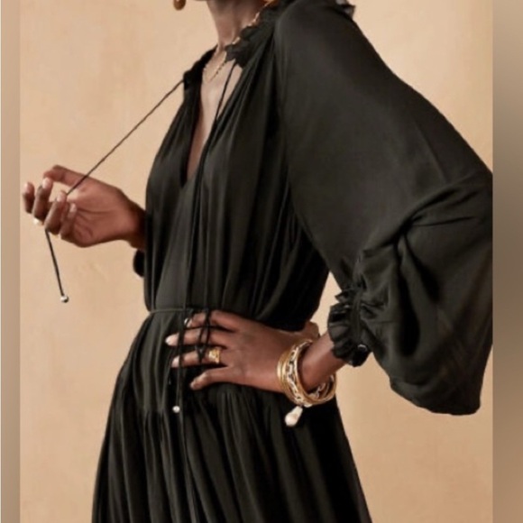 Banana Republic Tiered Black Maxi Dress Sz S - Picture 2 of 11